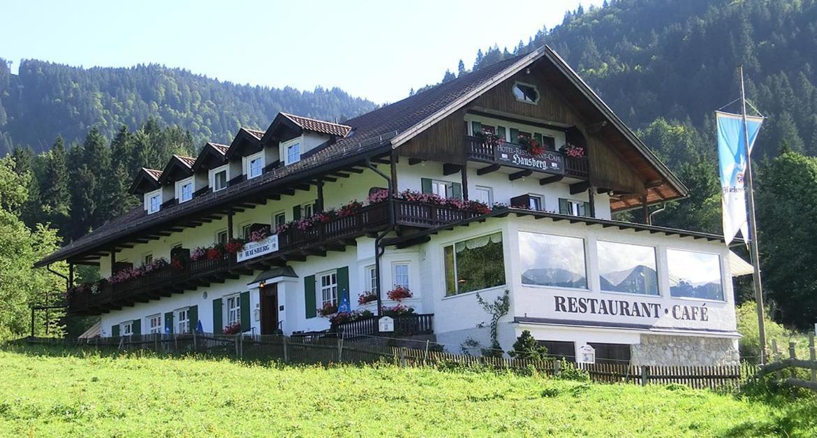 Hotel Restaurant Hausberg Garmisch-Partenkirchen Exterior photo